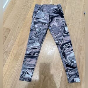 Victoria's Secret Swirl Purple Marble Pattern high waisted Leggings - size 8